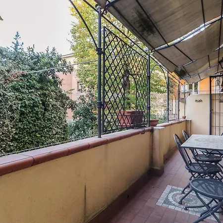 Apartment Secret Garden Bologna